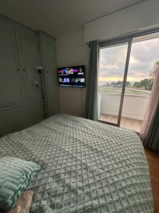 Appart T3 Vue Mer En Face Des Jo Marseille Luaran gambar